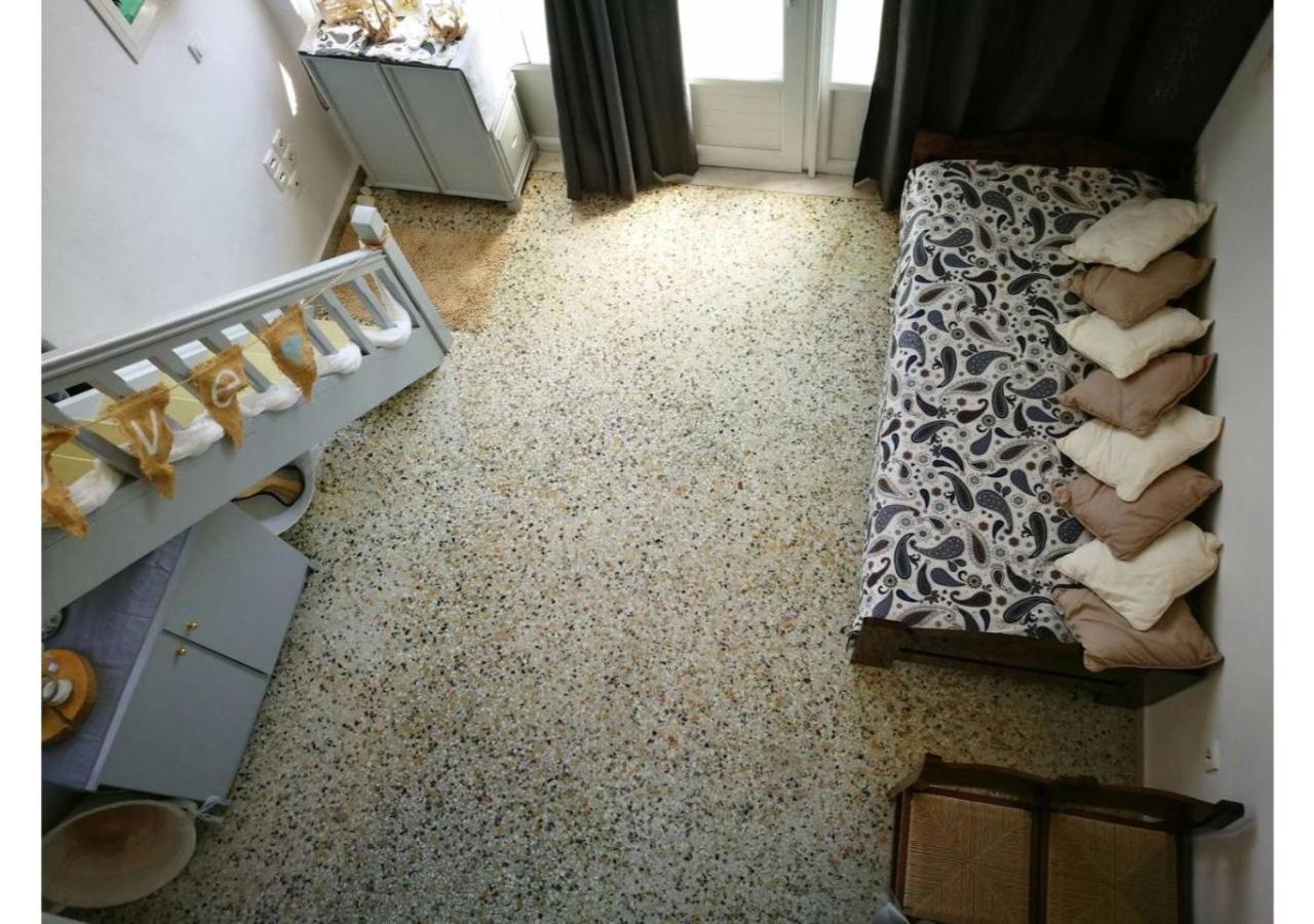 Kikilia'S & Stelio'S Apartments 아다마스 외부 사진